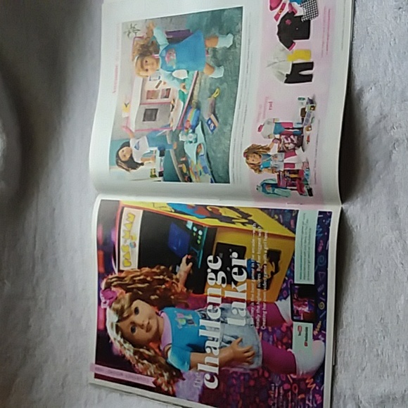 American Girl November 2021 catalog - Picture 4 of 6
